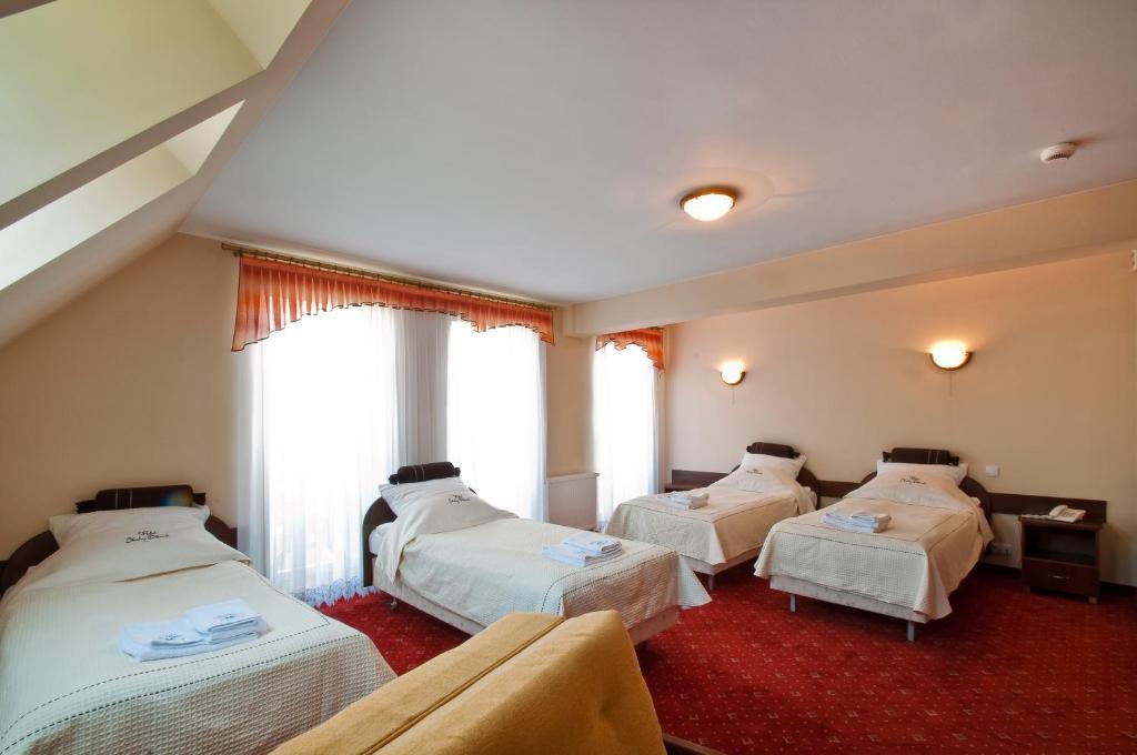 Skalny Dworek Nowy Targ Habitación foto